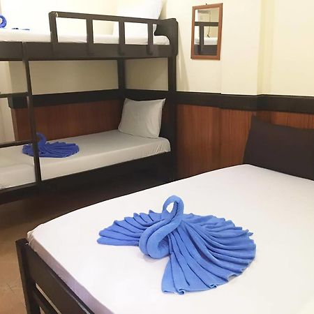 발라박 Travellers Pad Boracay 호스텔 외부 사진