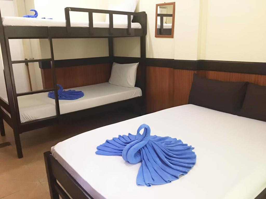 발라박 Travellers Pad Boracay 호스텔 외부 사진