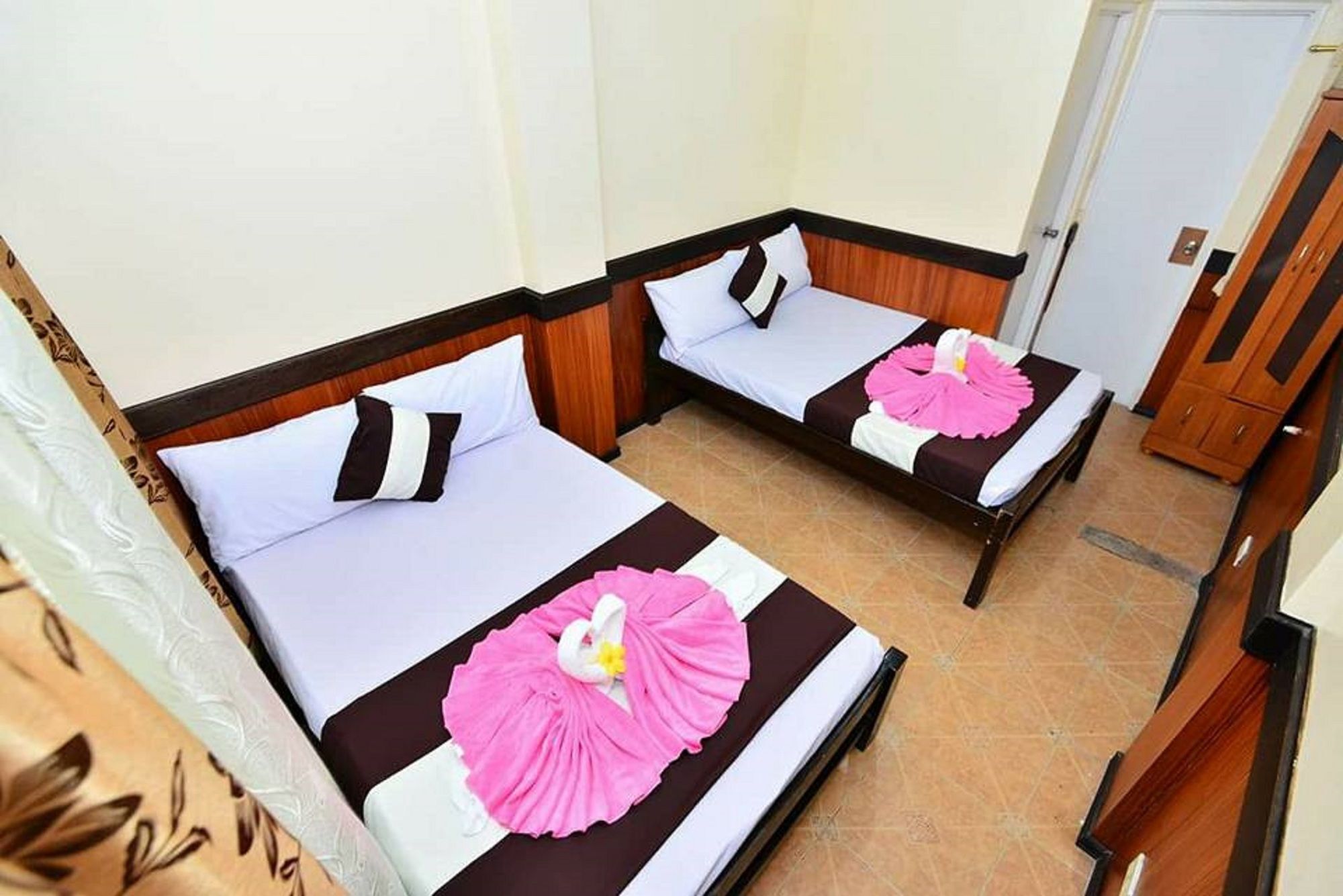 발라박 Travellers Pad Boracay 호스텔 외부 사진