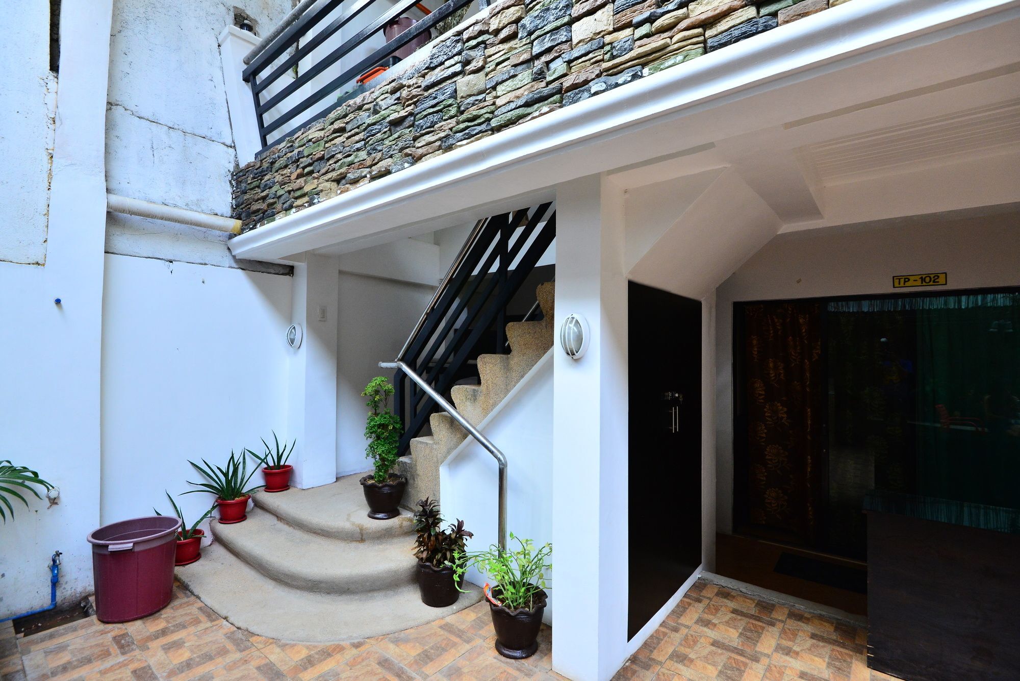 발라박 Travellers Pad Boracay 호스텔 외부 사진